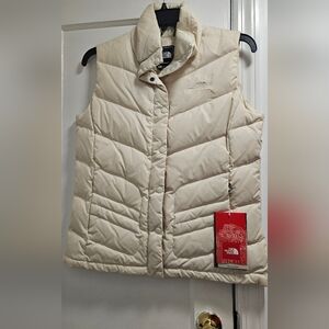 Northface vest vintage white size large NWT